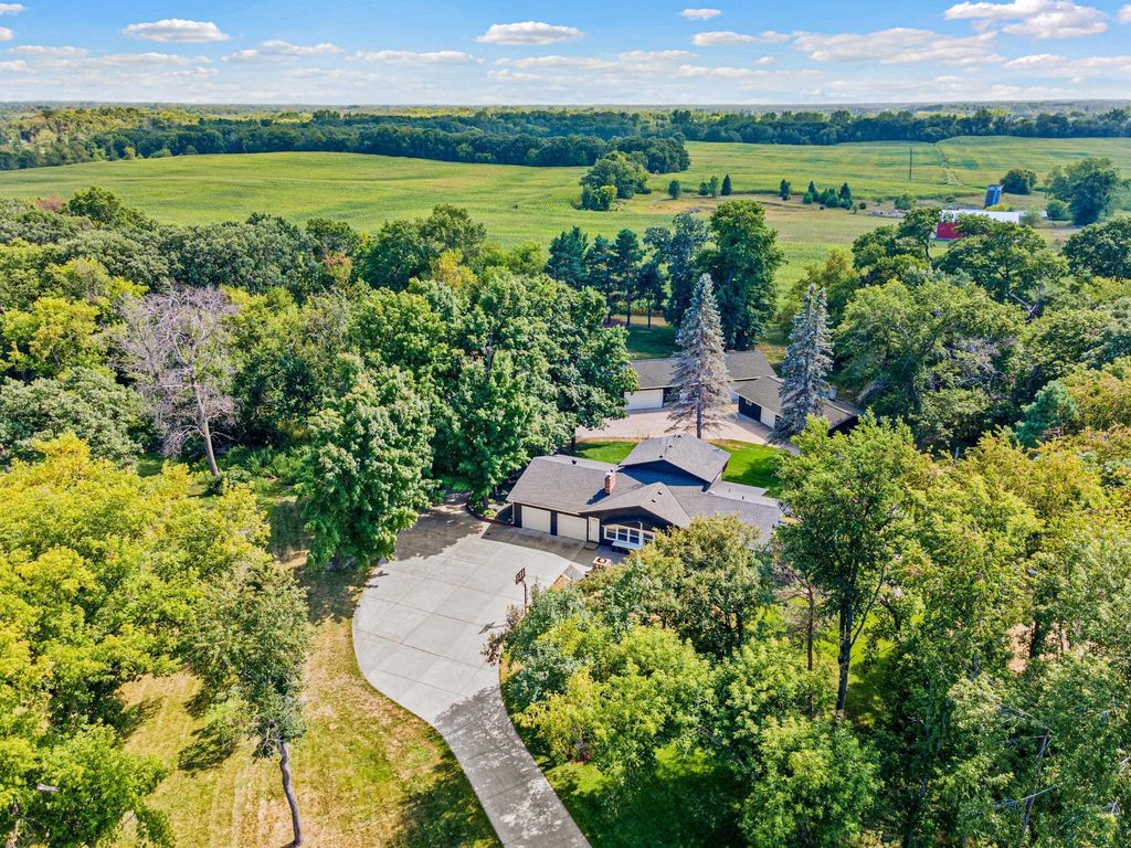 30155 Norway Drive NW, Cambridge, MN 55008 — exterior