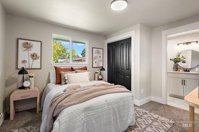 4850 N Bluegrass Ave, Boise, ID 83703