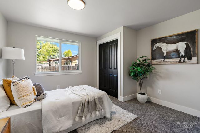 4850 N Bluegrass Ave, Boise, ID 83703