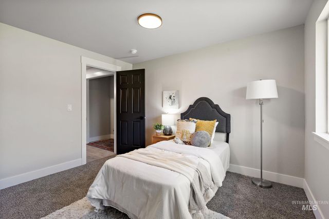 4850 N Bluegrass Ave, Boise, ID 83703