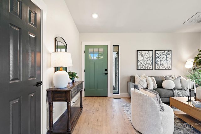 4850 N Bluegrass Ave, Boise, ID 83703