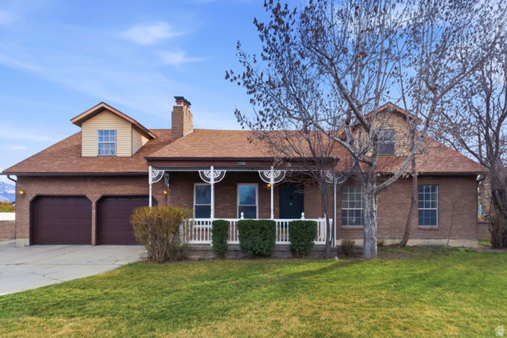 2269 W MOOR LN, West Jordan, UT 84084