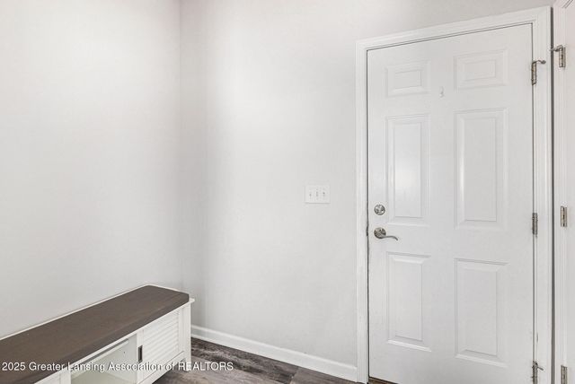 1107 Oakwood Drive, Dewitt, MI 48820