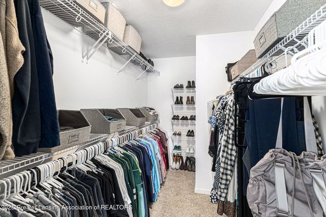 1107 Oakwood Drive, Dewitt, MI 48820