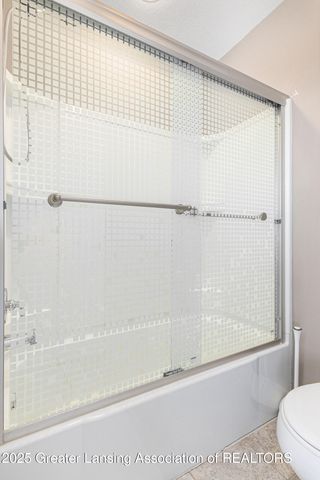 1107 Oakwood Drive, Dewitt, MI 48820