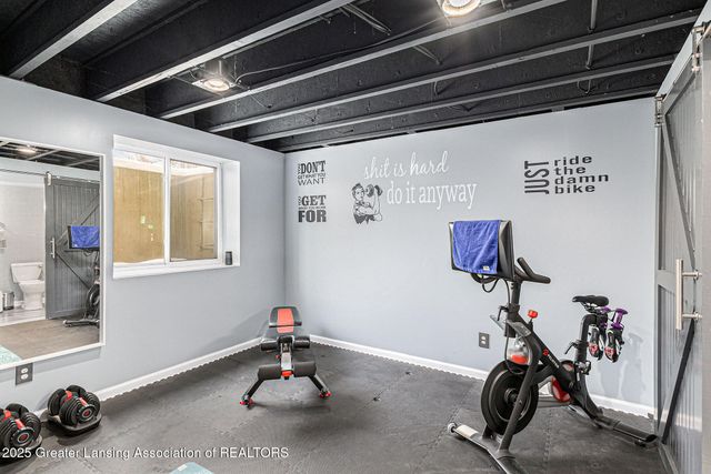 1107 Oakwood Drive, Dewitt, MI 48820