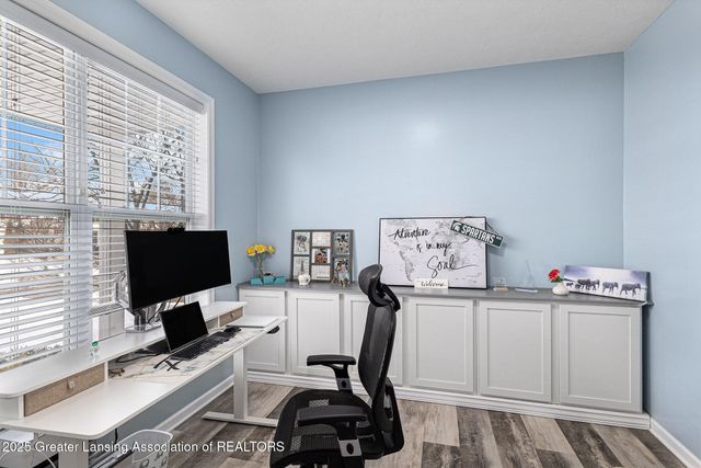 1107 Oakwood Drive, Dewitt, MI 48820