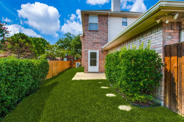 3021 Sawtooth Drive, Plano, TX 75025
