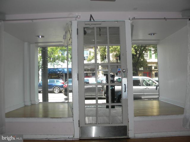 8518 GERMANTOWN AVE, Philadelphia, PA 19118