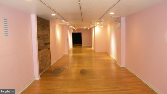 8518 GERMANTOWN AVE, Philadelphia, PA 19118