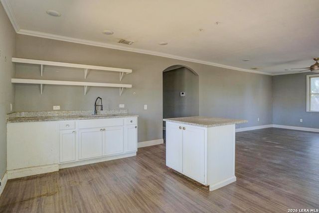 7402 Quintana, San Antonio, TX 78211