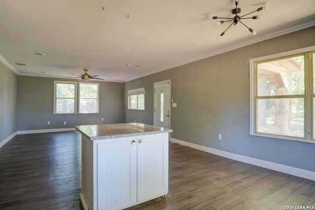 7402 Quintana, San Antonio, TX 78211