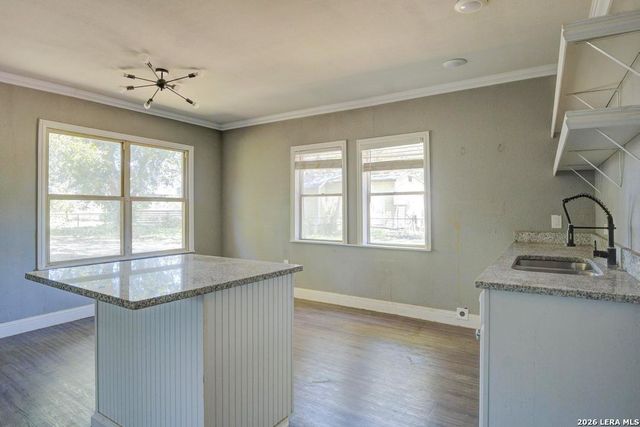 7402 Quintana, San Antonio, TX 78211