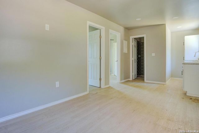 7402 Quintana, San Antonio, TX 78211