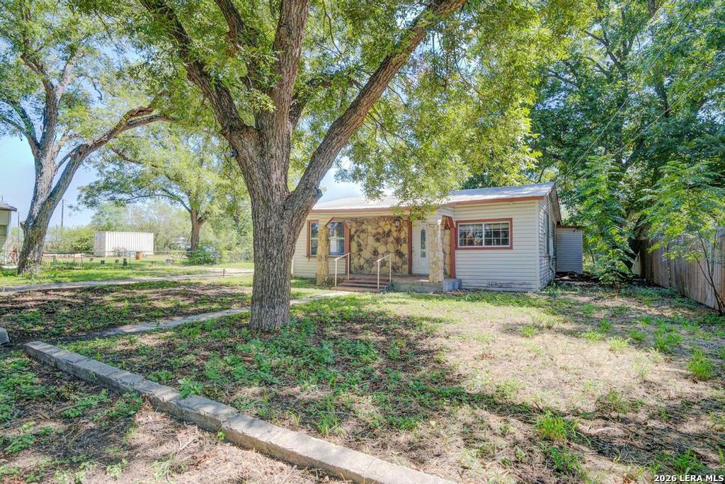 7402 Quintana, San Antonio, TX 78211