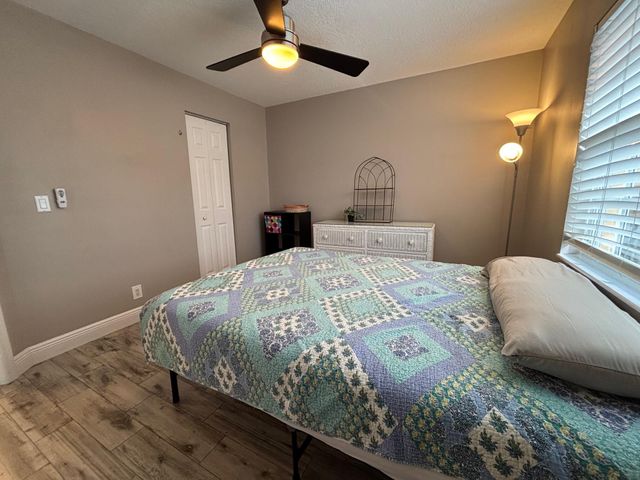 1035 Lake Shore Drive 202, Lake Park, FL 33403