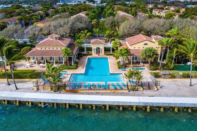 1035 Lake Shore Drive 202, Lake Park, FL 33403