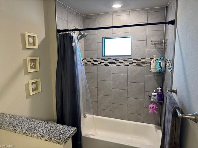 1905 NE 18th ST, Cape Coral, FL 33909