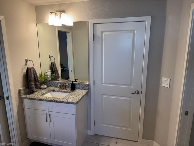 1905 NE 18th ST, Cape Coral, FL 33909