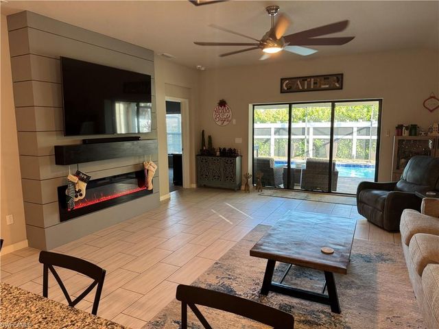 1905 NE 18th ST, Cape Coral, FL 33909