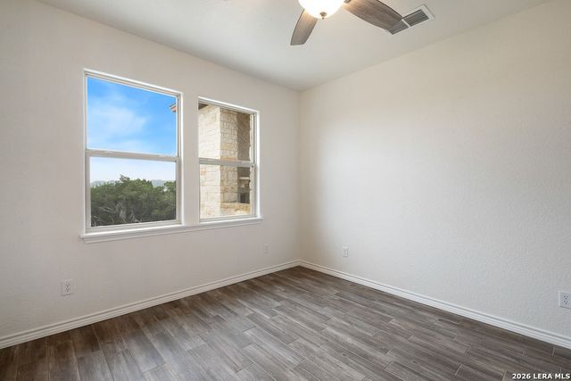 169 LONGWOOD DR, New Braunfels, TX 78132