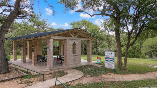 169 LONGWOOD DR, New Braunfels, TX 78132