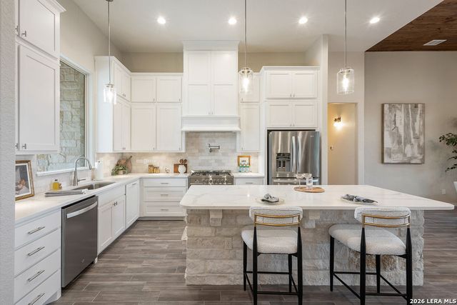 169 LONGWOOD DR, New Braunfels, TX 78132
