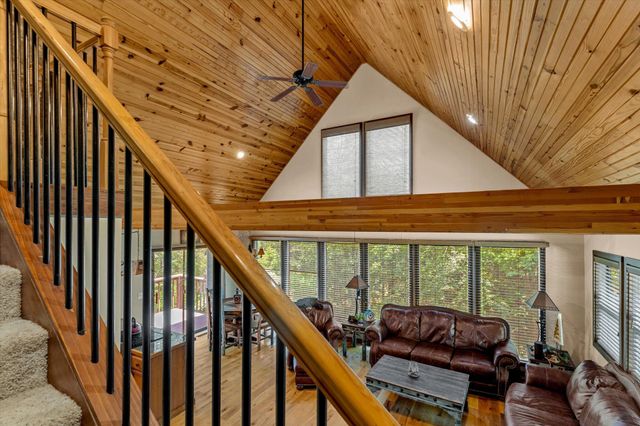 22762 Air Park Drive, Golden, MO 65658