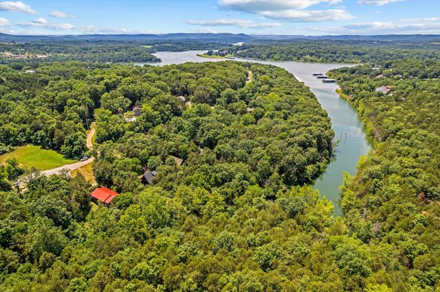 22762 Air Park Drive, Golden, MO 65658