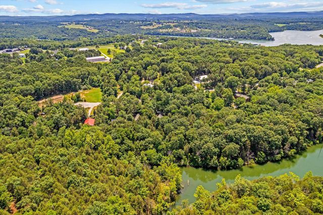 22762 Air Park Drive, Golden, MO 65658
