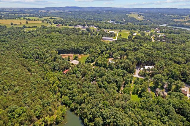 22762 Air Park Drive, Golden, MO 65658