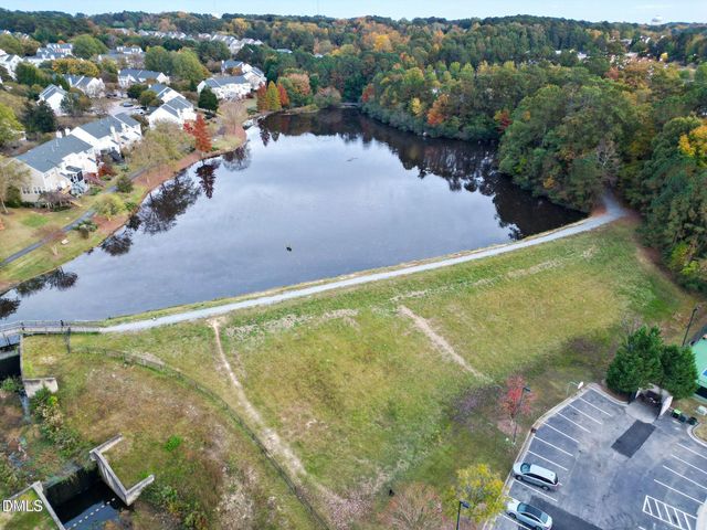 412 Eyam Hall Lane, Apex, NC 27502