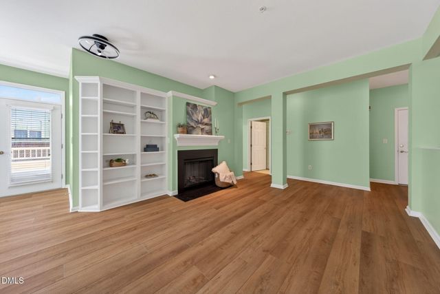 412 Eyam Hall Lane, Apex, NC 27502