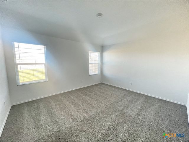 321 Cottonmouth Lane, Seguin, TX 78155