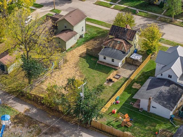 326 7th Avenue, Baraboo, WI 53913