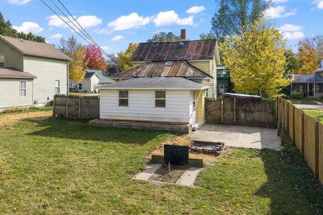 326 7th Avenue, Baraboo, WI 53913