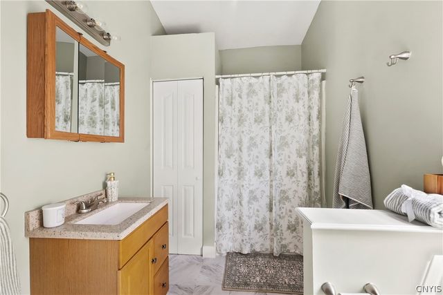 424 Cayuga Street, Syracuse, NY 13204