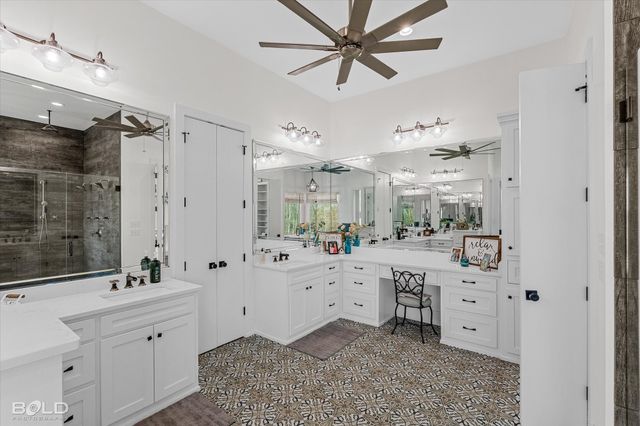 5296 Linton Cutoff Road, Benton, LA 71006