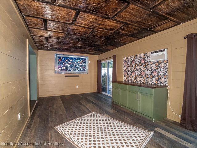 1755 Washington Boulevard NW, Lake Placid, FL 33852