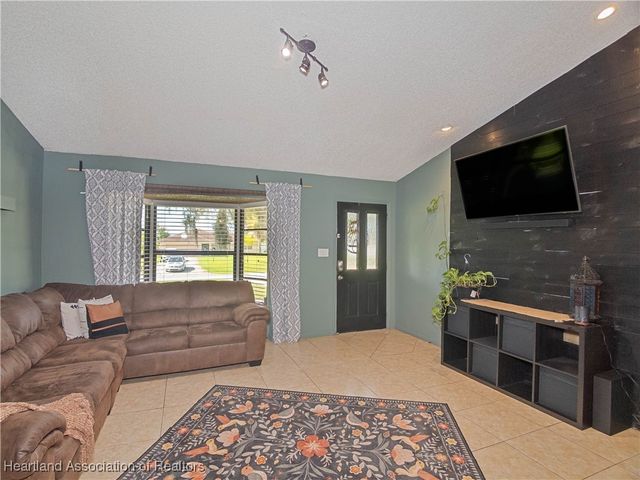 1755 Washington Boulevard NW, Lake Placid, FL 33852