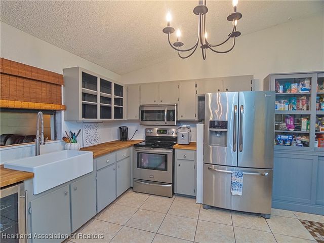 1755 Washington Boulevard NW, Lake Placid, FL 33852
