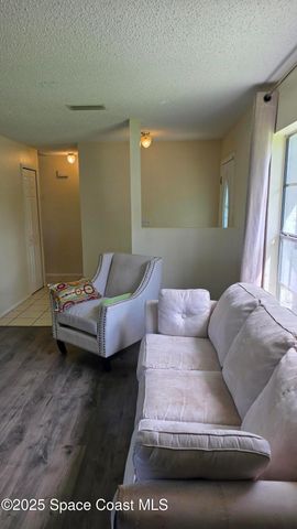 2070 SE Waverly Avenue SE, Palm Bay, FL 32909