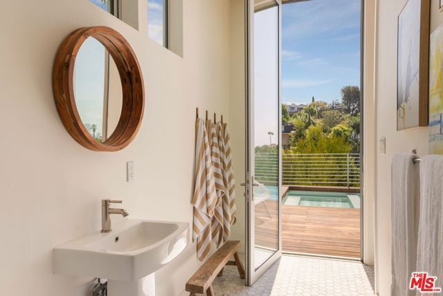 1756 Micheltorena Street, Los Angeles, CA 90026