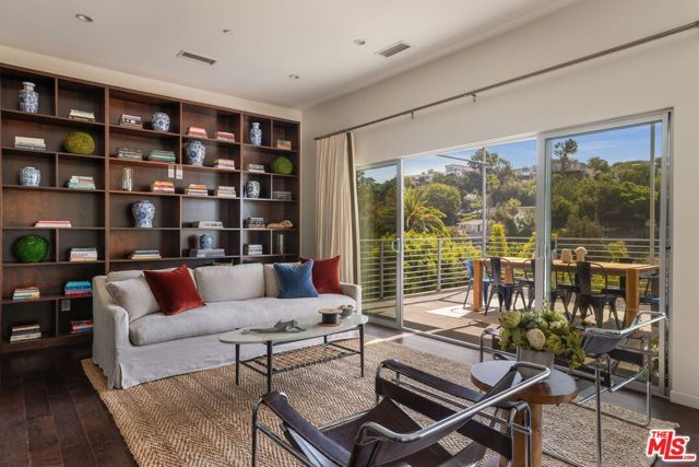 1756 Micheltorena Street, Los Angeles, CA 90026
