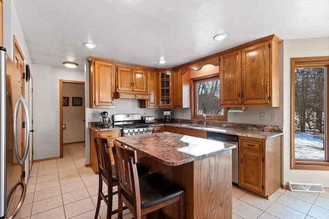 2180 CUMBERLAND DRIVE, Green Bay, WI 54311