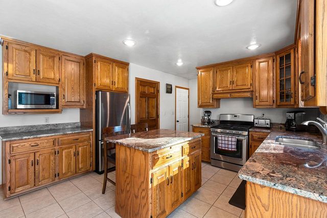 2180 CUMBERLAND DRIVE, Green Bay, WI 54311