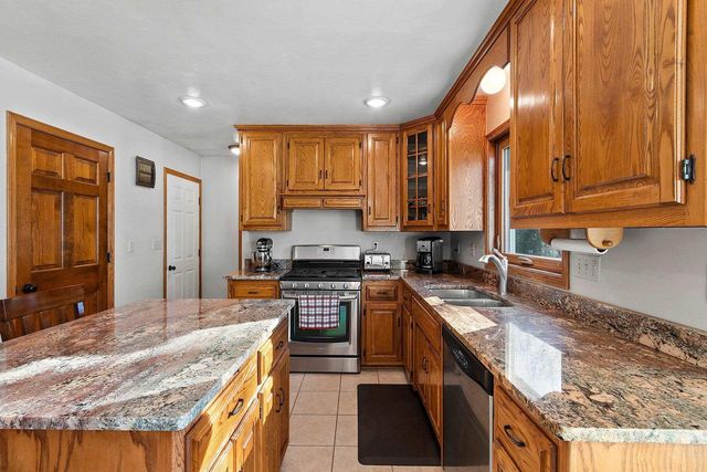 2180 CUMBERLAND DRIVE, Green Bay, WI 54311