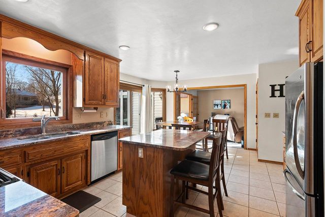 2180 CUMBERLAND DRIVE, Green Bay, WI 54311