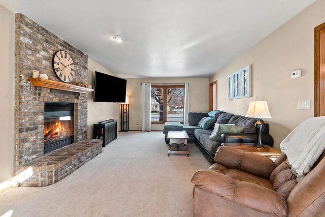 2180 CUMBERLAND DRIVE, Green Bay, WI 54311