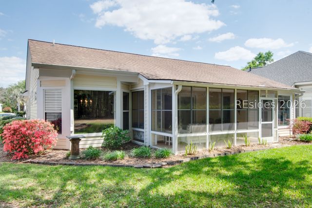 3 Lake Somerset Cir, Bluffton, SC 29909